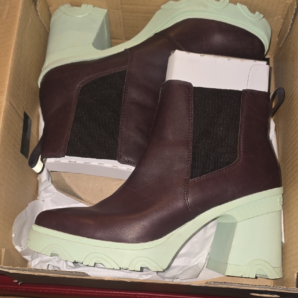 Sorel Brex Brown Leather Heeled Chelsea Boots with Mint Soles, Sz 12